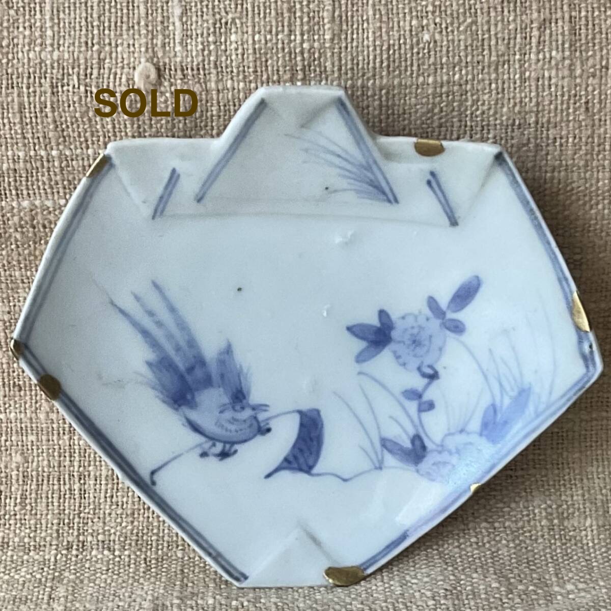 SALE  初期伊万里 雉 草花文 折紙形 小皿③ 詳細画像 金継済